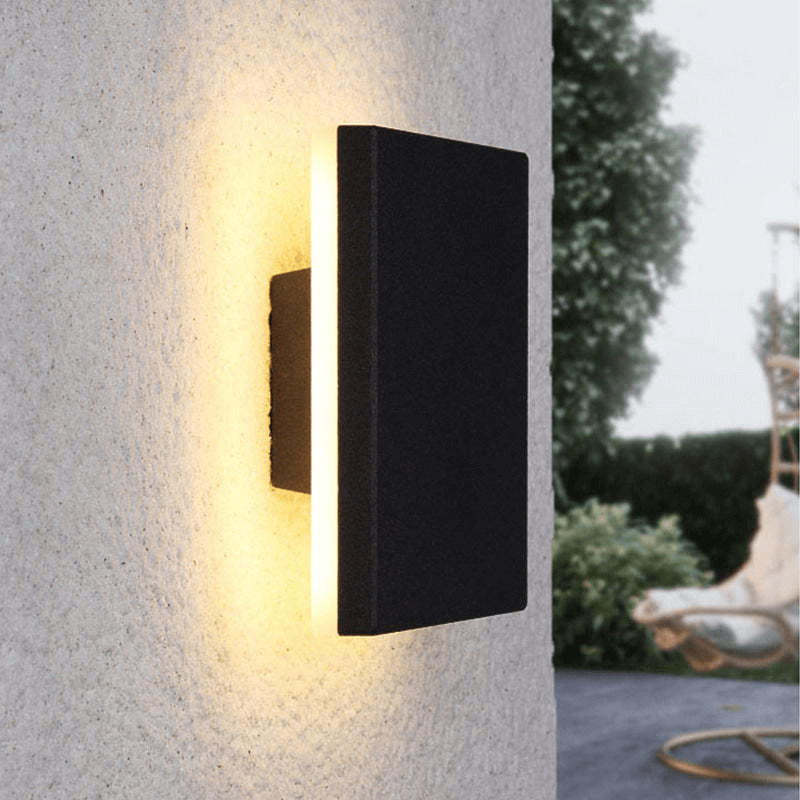 Outdoor LED Wall Light, Modern Circular Exterior Lamp