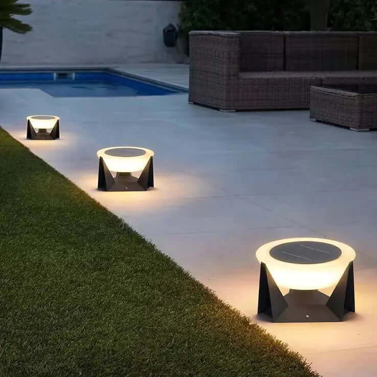 Outdoor Solar Garden Light 27cm Cool White